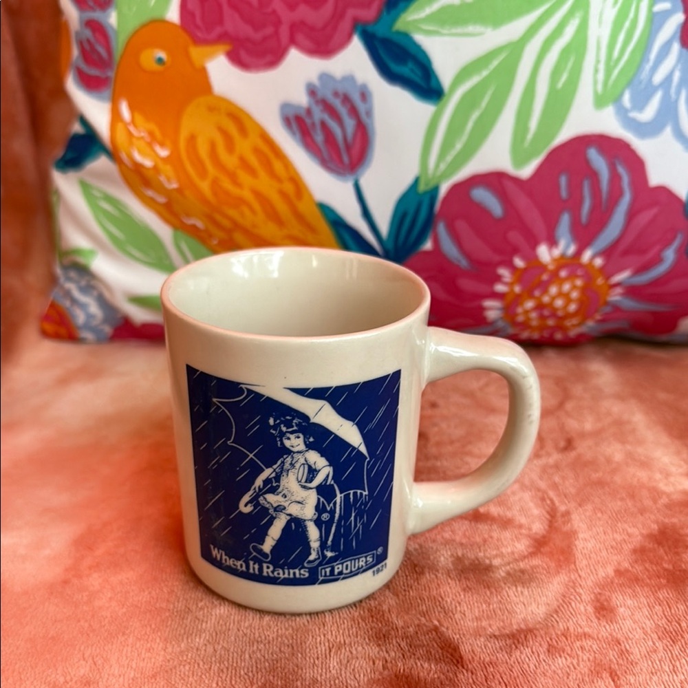 Morton Salt 1921 Classic Ceramic Cup Mug “when it rains it pours”